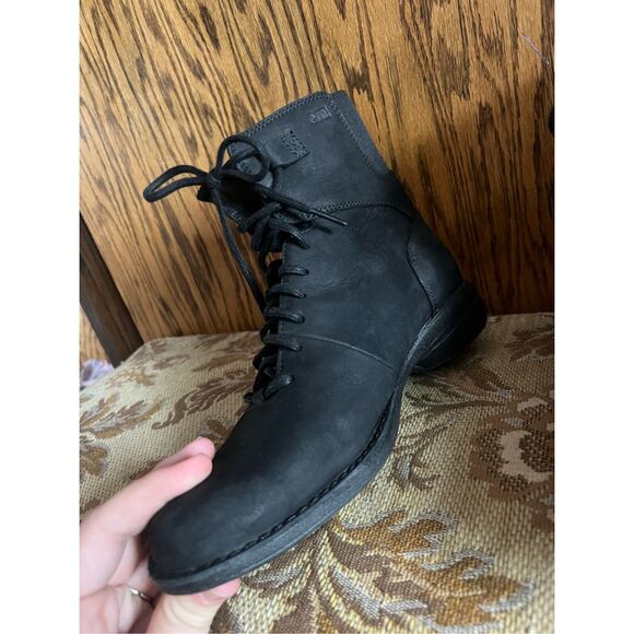 Merrell Black Boots Woman’s Size 8 - Picture 4 of 11